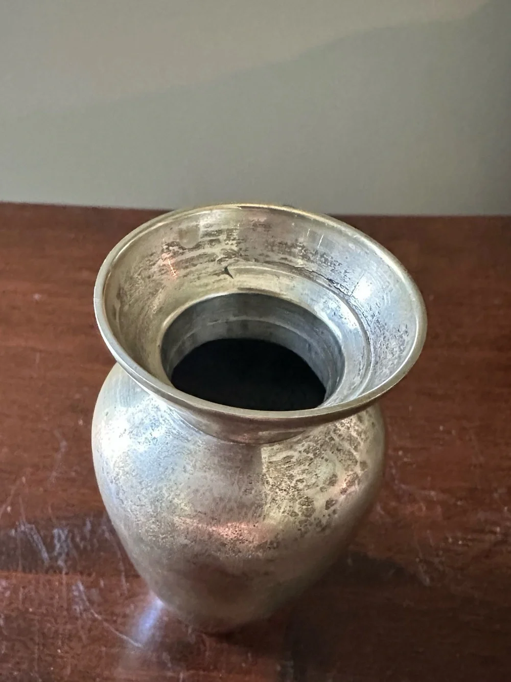 Small metal vase or object